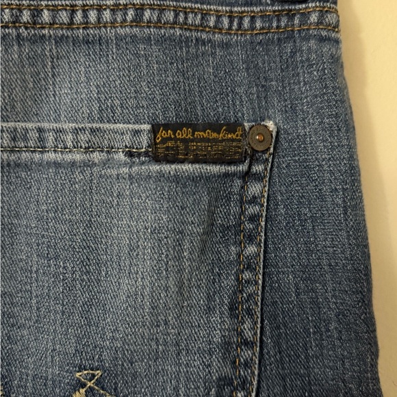 7 For All Mankind Standard Fit Medium Wash Denim, size 34 (men’s? Women’s?) - Picture 4 of 8
